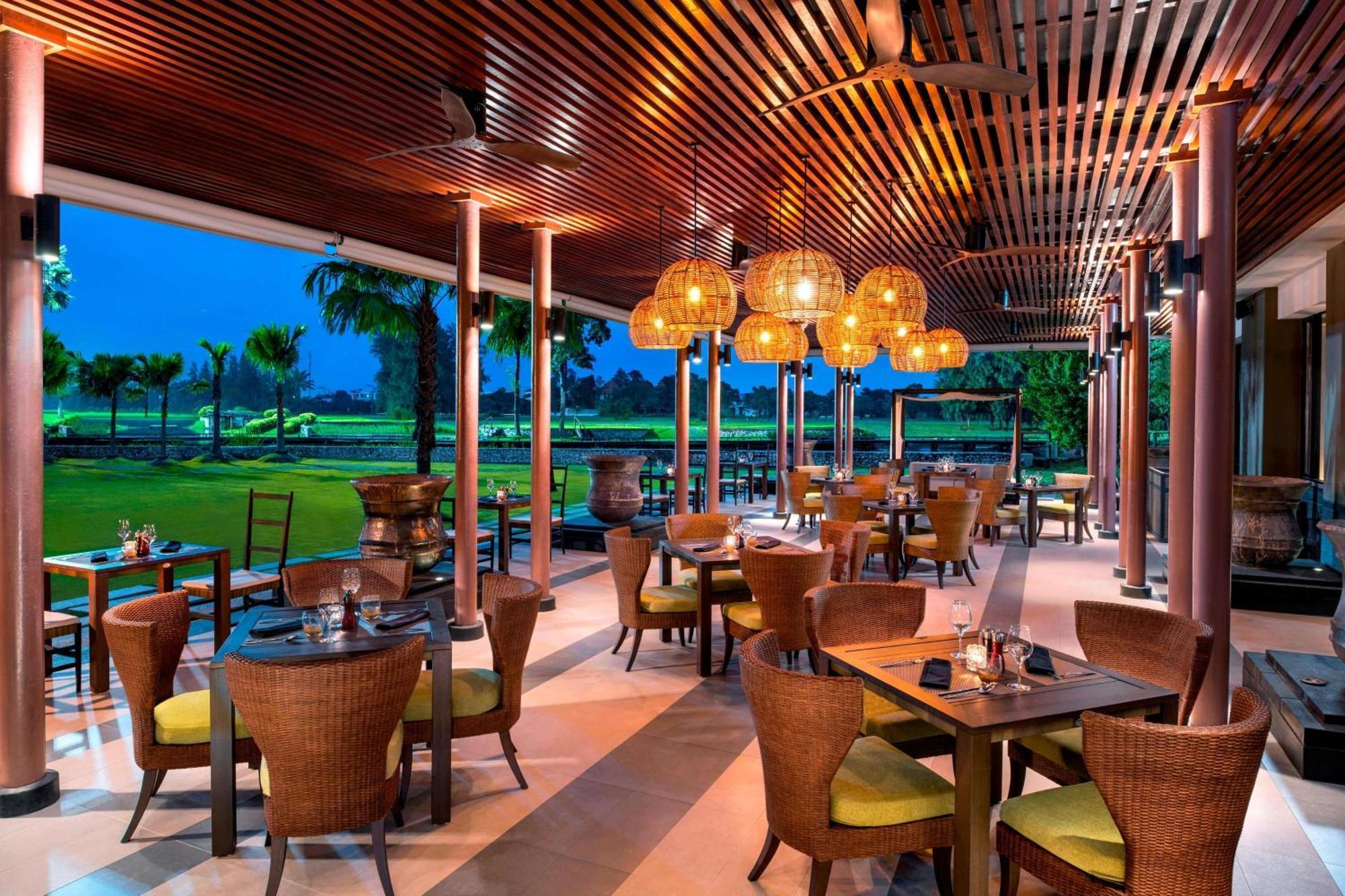 Le Meridien Suvarnabhumi, Bangkok Golf Resort And Spa Buitenkant foto